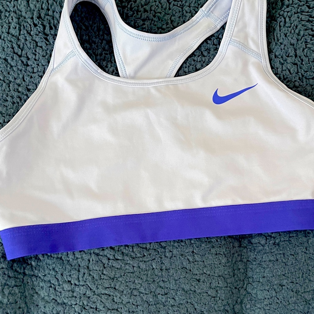 Nike sports bra (run small)